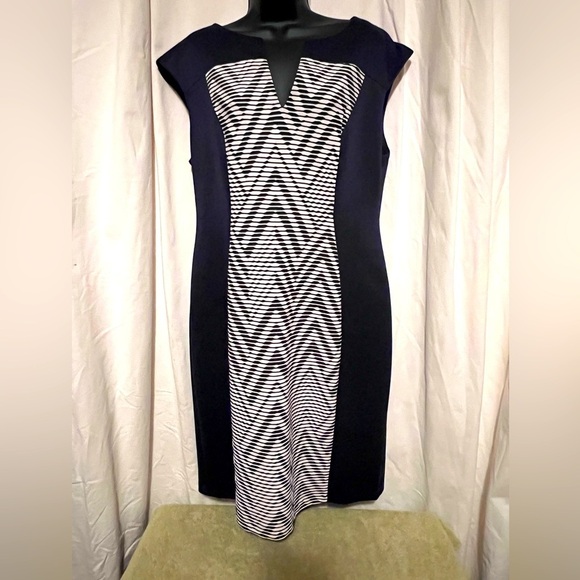 Connected Apparel Geometric Midi Dress Blk/Wht Zig Zag Women's Sz 14 - Picture 1 of 5